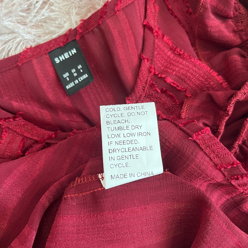 ❤️NWOT SHEIN Red Top - Picture 10 of 11